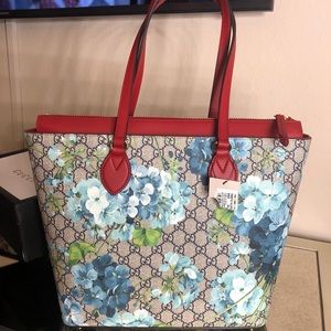 Gucci Supreme Blooms Tote